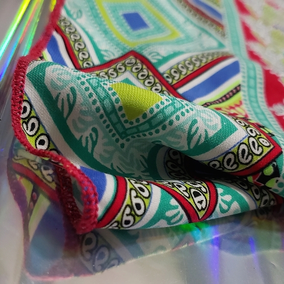 NWOT ☀️ Dress Abstract Pattern - Picture 6 of 9